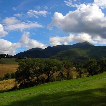 Agroturismo Farm Holiday Il Posto Delle Viole Cagli