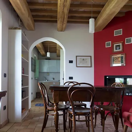 Agroturismo Farm Holiday Il Posto Delle Viole
