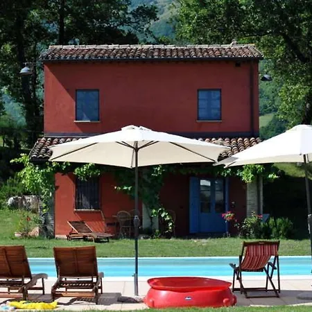 Agroturismo Farm Holiday Il Posto Delle Viole Cagli