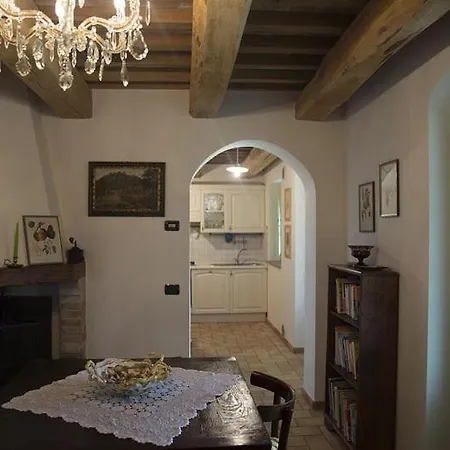 Farm Holiday Il Posto Delle Viole *